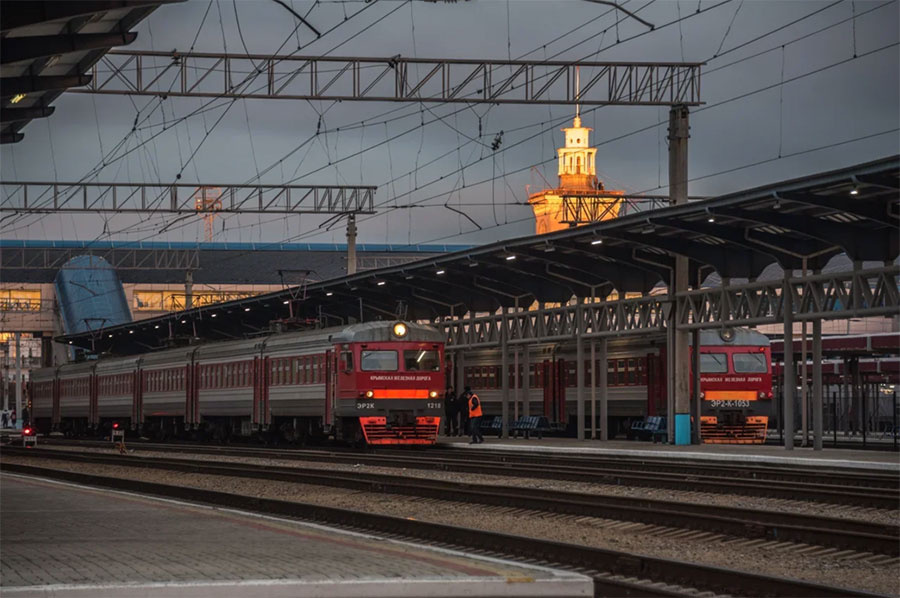 Пригородная перевозка пассажиров. Пассажирские перевозки ЖД. Пригородные железнодорожные перевозки. Пригородные перевозки ЖД. Пригородные пассажирские перевозки.