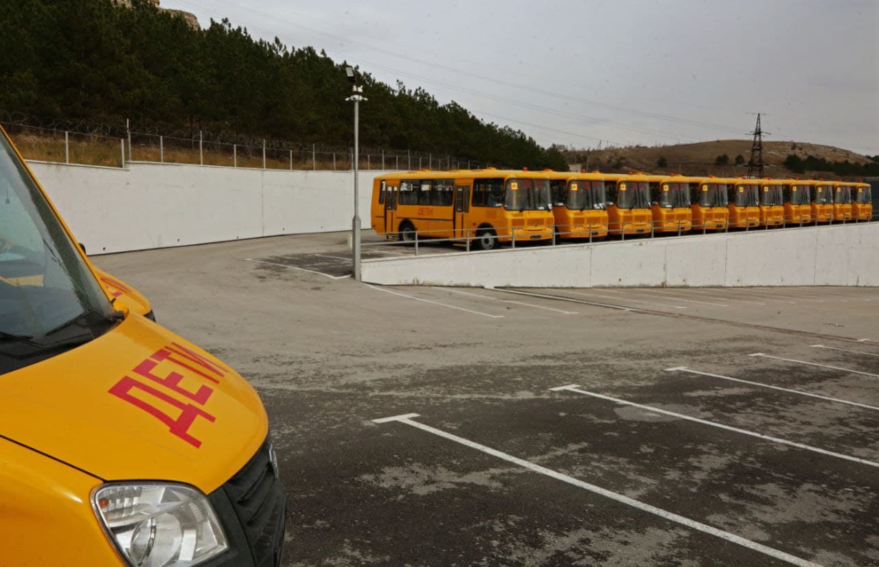 Крым 29 ноября. Новые школьные автобусы для Крыма. Крыма. Автобусов. Новые 2021. Крым Красногвардейский район автобусы. Новые автобусы.