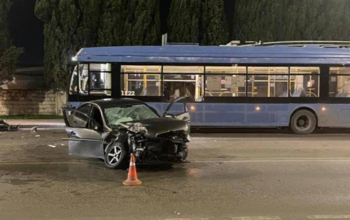 В первые дни нового года в Севастополе произошло 17 ДТП - Примечания