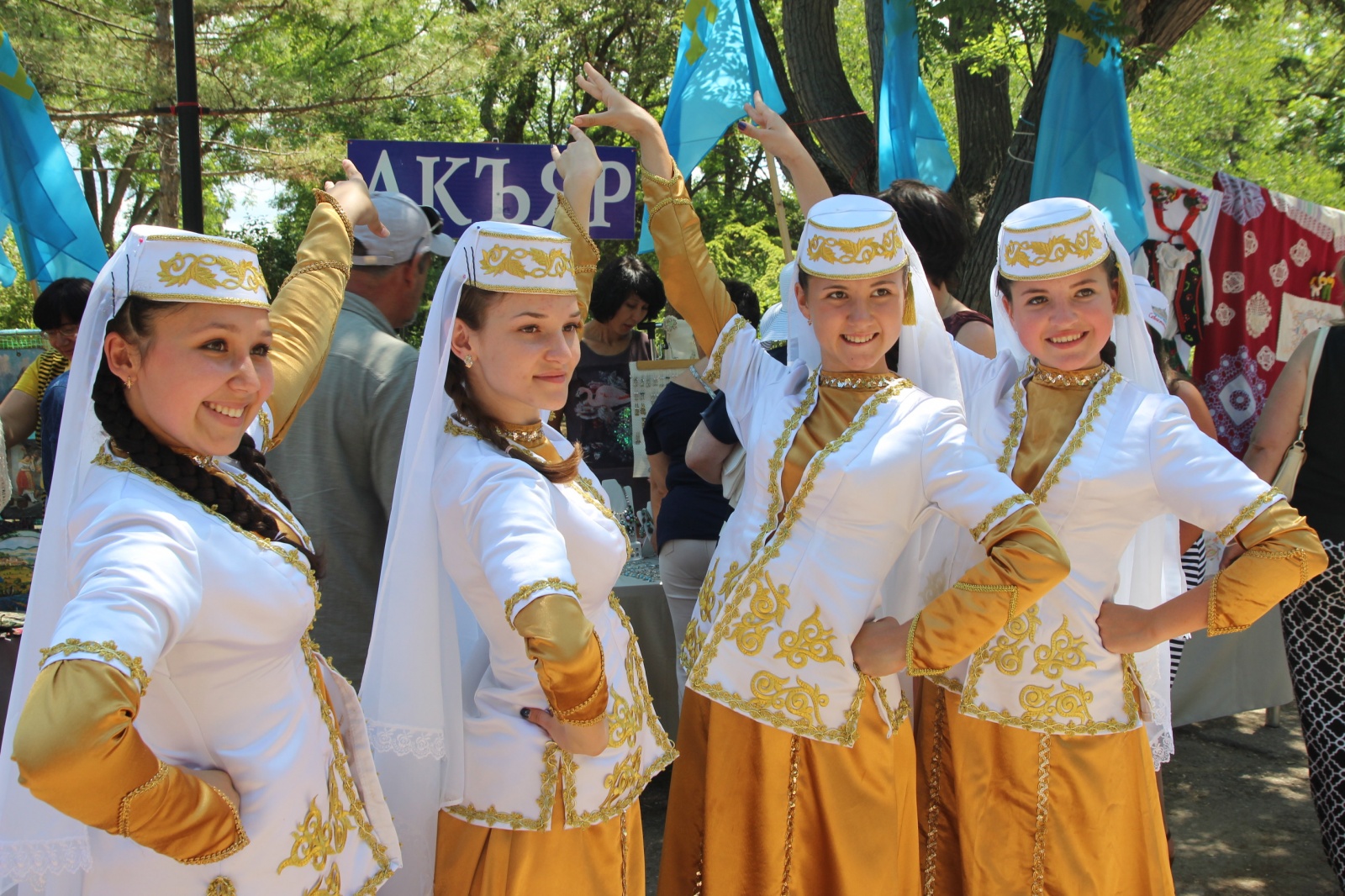 крымские татарки на пляже